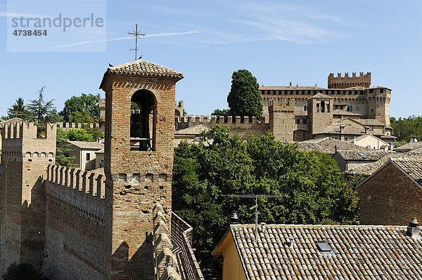 Burgenstadt  Burganlage Gradara  Provinz Pesaro e Urbino  Marken  Marche  Italien  Europa