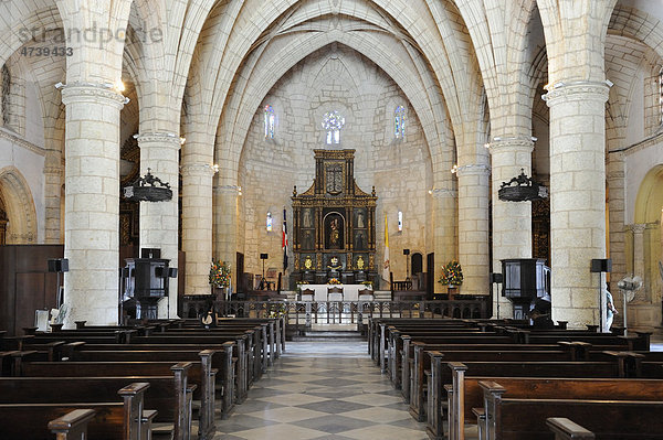 Innenansicht  Kathedrale Santa Maria la Menor  älteste Kathedrale der Neuen Welt  1532  Santo Domingo  Dominikanische Republik  Karibik