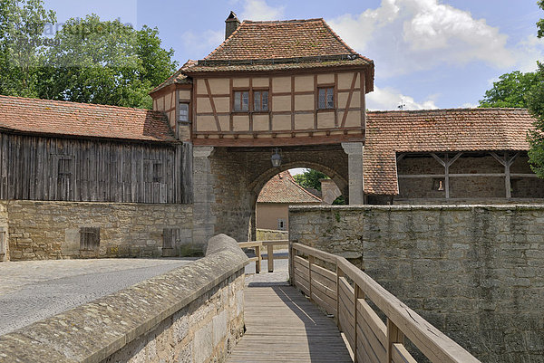 Historische Stadtmauer am Rödertor  Rothenburg ob der Tauber  Bayern  Deutschland  Europa