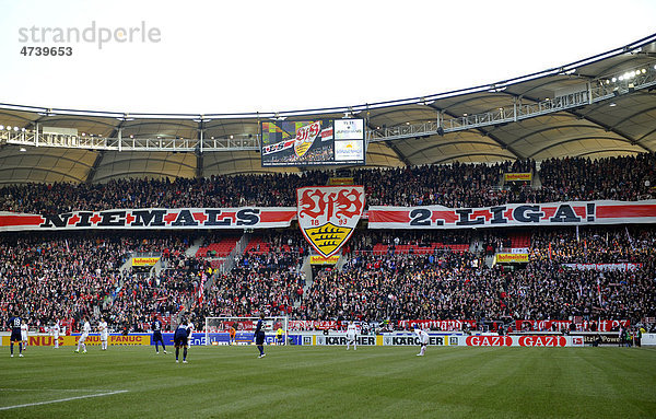 Neue Fankurve  Fanaktion  Fanblock VfB Stuttgart  Mercedes-Benz Arena Stuttgart  Baden-Württemberg  Deutschland  Europa