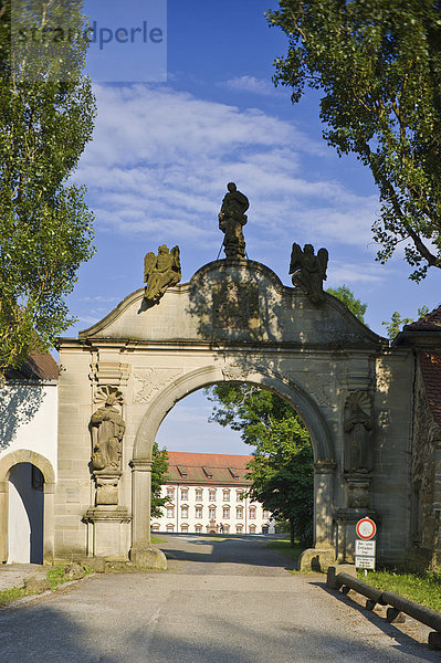 Eingangsportal  Kloster Kirchberg  Sulz am Neckar  Schwarzwald  Baden-Württemberg  Deutschland  Europa