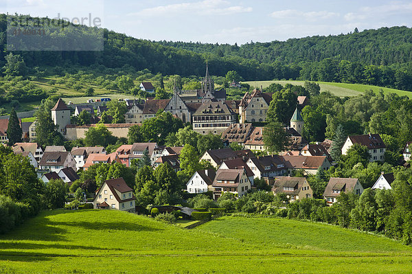 Ortsbild mit Schloss und Kloster  Bebenhausen  Tübingen  Schwäbische Alb  Baden-Württemberg  Deutschland  Europa