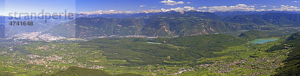 Panorama Unterland  Südtirol  Italien  Europa