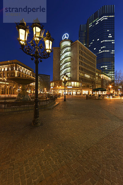 Willy-Brandt-Platz  Blick auf die EZB  Europäische Zentralbank  und das Mercedeshaus  Frankfurt  Hessen  Deutschland  Europa