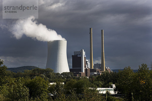 Atomkraftwerk bei Heilbronn  Baden-Württemberg  Deutschland  Europa