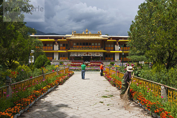 Norbulingka Sommerpalast  Unesco Weltkulturerbe  Lhasa  Tibet  Asien