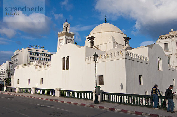 Moschee Djamaa el Djedid  auch Moschee der Fischermänner  am Märtyrerplatz in Algier  Algerien  Afrika