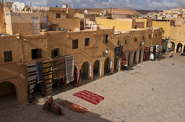 Marktplatz im Dorf Ghardaia im Unesco Weltkulturerbe M'zab  Algerien  Afrika