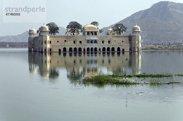 Wasserschloss Jal Mahal  Jaipur  Rajasthan  Nordindien  Indien  Asien