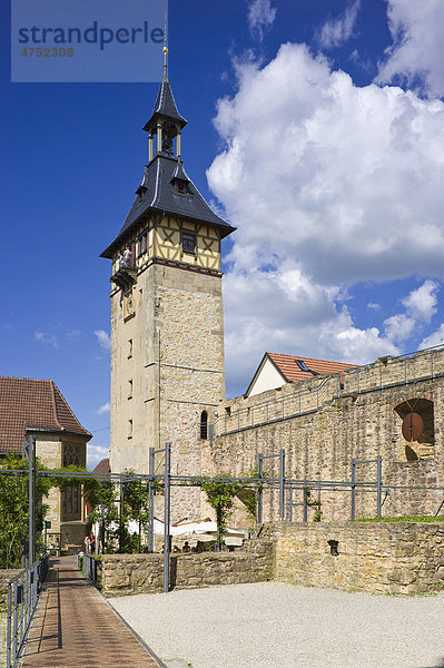 Burgplatz mit Oberer Torturm  Marbach am Neckar  Neckartal  Baden-Württemberg  Deutschland  Europa