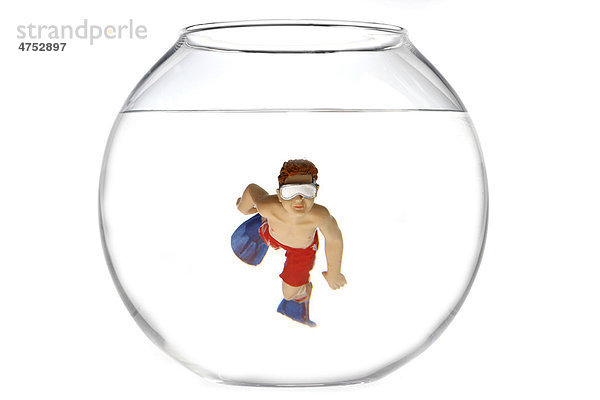 Spielzeugfigur  Taucher  Schnorchler  in einem Goldfischglas  Illustration