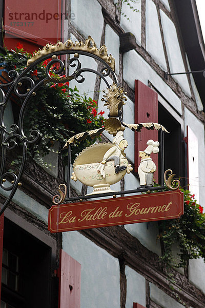 Restaurant-Schild  La Table du Gourmet  Riquewihr  Elsässer Weinstraße  Frankreich  Europa