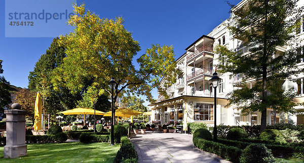 Hotel Atlantic mit Gartencafe  Baden-Baden  Baden-Württemberg  Deutschland  Europa