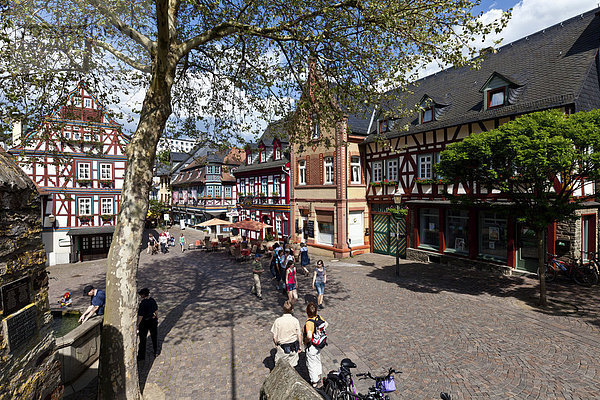 Historische Altstadt von Idstein  König-Adolf-Platz  Deutsche Fachwerkstraße  Rheingau-Taunus-Kreis  Hessen  Deutschland  Europa