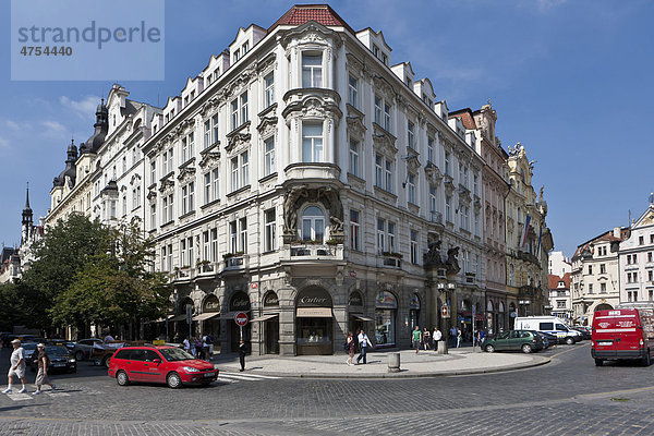 Prachtvolles Gebäude in der Altstadt  Luxus-Einkaufsviertel  Prag  Tschechien  Tschechische Republik  Europa