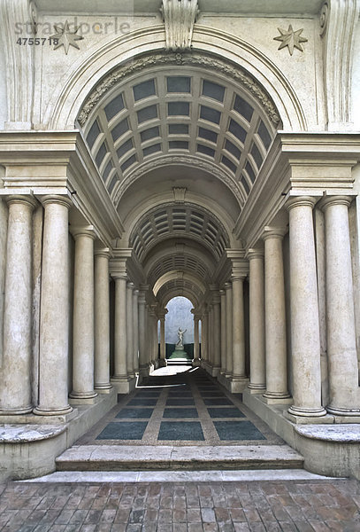 Gang im Palazzo Spada von Borromini  Rom  Latium  Italien  Europa