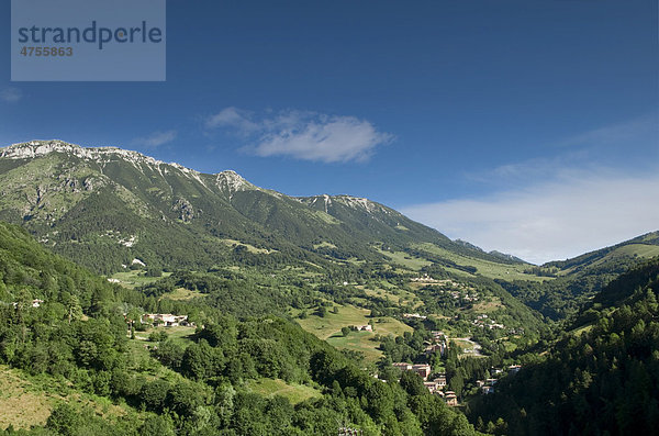 Blick auf den Monte Baldo von Val Lagarina  Veneto  Italien  Europa