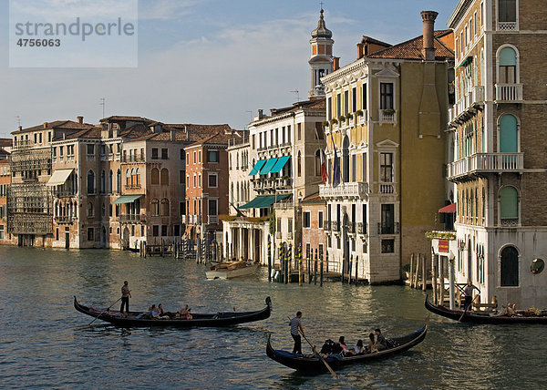 Gondeln und Stadtpaläste  Canal Grande  Cannaregio  Venedig  Venetien  Italien  Europa