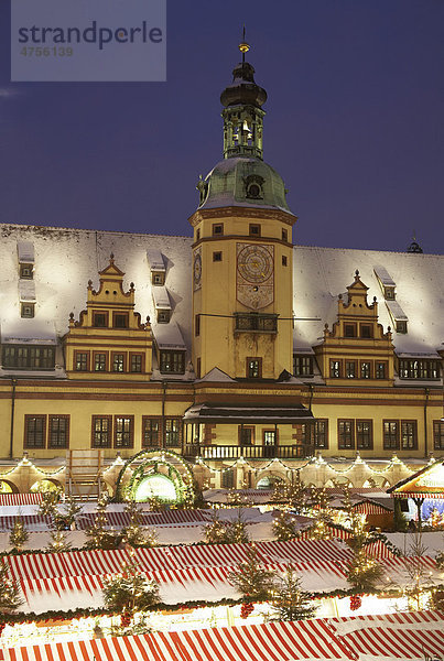 Weihnachtsmarkt  Altes Rathaus  Leipzig  Sachsen  Deutschland  Europa Weihnachtsmarkt