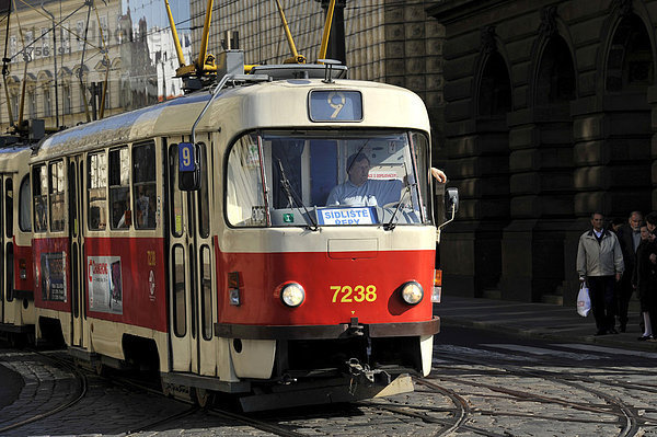 Straßenbahn  Prag  Böhmen  Tschechien  Europa