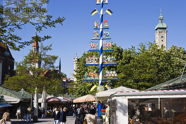 Viktualienmarkt in München  Oberbayern  Bayern  Deutschland  Europa
