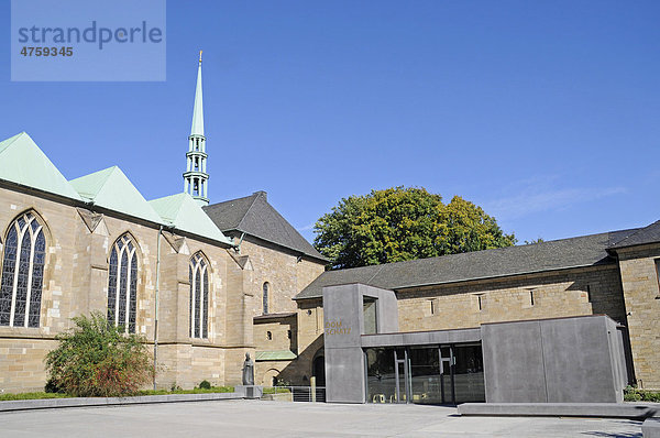 Domschatzkammer  Essener Münster  Dom  Kirche  Essen  Ruhrgebiet  Nordrhein-Westfalen  Deutschland  Europa