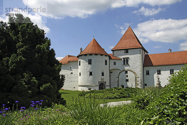 Burg Stari Grad  Stadtmuseum  Varazdin  Kroatien  Europa