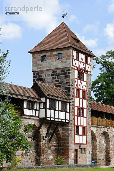 Wehrturm an der Maxtormauer  Nürnberg  Mittelfranken  Franken  Bayern  Deutschland  Europa
