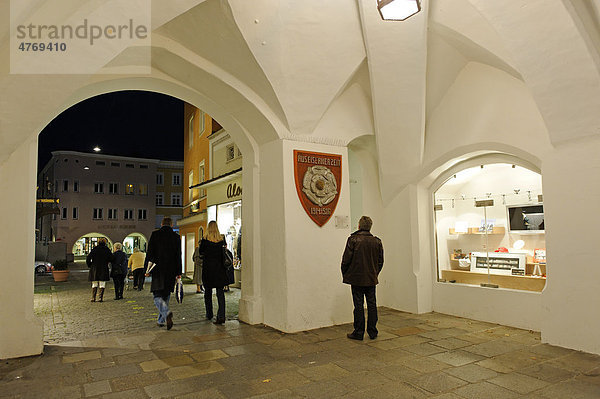 Mittertor  Rosenheim  Oberbayern  Bayern  Deutschland  Europa