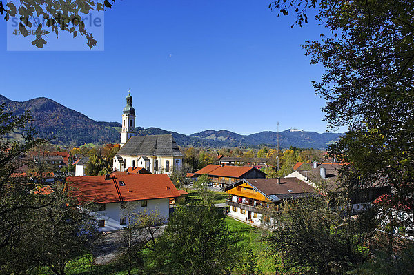 Pfarrkirche St. Jakob  Lenggries  Oberbayern  Bayern  Deutschland  Europa