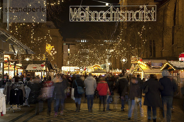 Weihnachtsmarkt am Westenhellweg  Dortmund  Ruhrgebiet  Nordrhein-Westfalen  Deutschland  Europa Weihnachtsmarkt