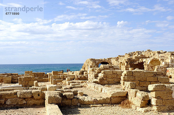 Ruinen des Geschäfts- und Verwaltungsviertels  Caesarea  Israel  Naher Osten  Vorderasien