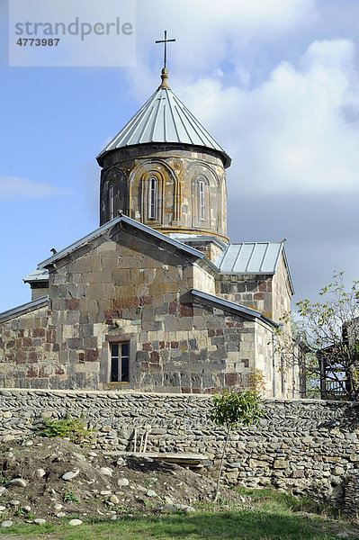 Klosterkirche  6. Jh.  Umbau 14. Jh.  Nikosi  Niqozi  Grenzdorf zu Südossetien im Kaukasus  Georgien  Vorderasien