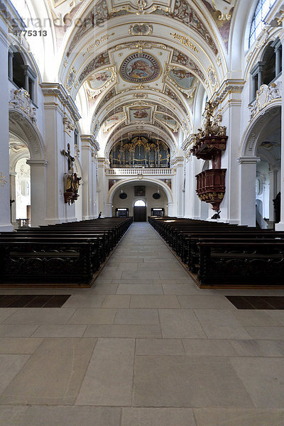 Hauptorgel der Basilika St. Lorenz  ehemalige Benediktinerstiftskirche des Fürststiftes Kempten  heutige Pfarrkirche der Pfarrei St. Lorenz  Diözese Augsburg  Kempten  Unterallgäu  Allgäu  Schwaben  Bayern  Deutschland  Europa