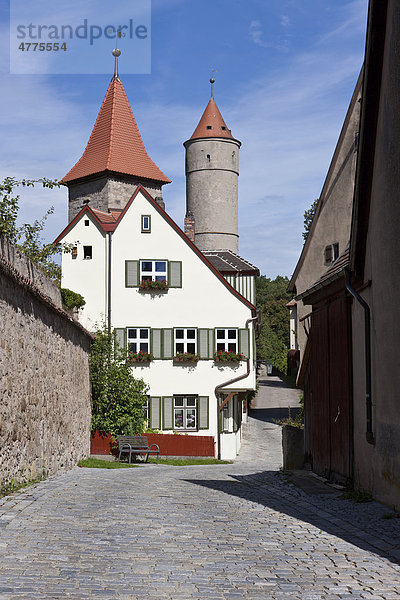 Grüner Turm  Faulturm  Dinkelsbühl  Landkreis Ansbach  Mittelfranken  Bayern  Deutschland  Europa