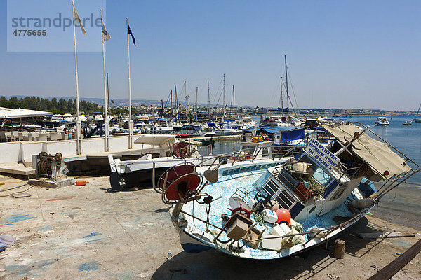 Hafen von Paphos  Südzypern  Zypern