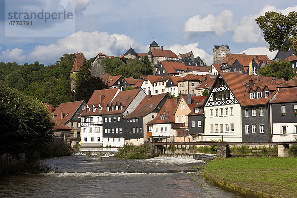 Festung Rosenburg und Altstadt mit Fluss Haßlach  Kronach  Oberfranken  Bayern  Deutschland  Europa