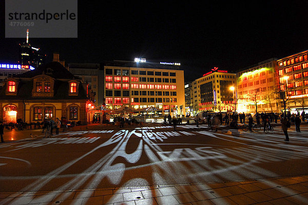 Luminale Festival  Licht.Anamorphose Frankfurt zur Luminale  Inszenierung mit Licht an der Hauptwache  Frankfurt am Main  Hessen  Deutschland  Europa