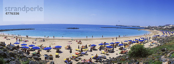 Sandstrand  Playa Dorada  Playa Blanca  Lanzarote  Kanarische Inseln  Spanien  Europa