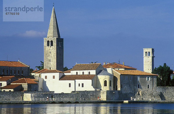 Altstadt mit Euphrasius Basilika  Porec  Istrien  Kroatien  Europa