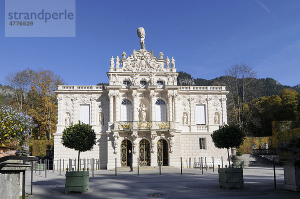 Schloss Linderhof  Graswangtal  Bayern  Deutschland  Europa