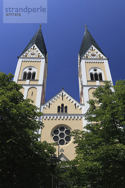 Neoromanische Kirche St. Josef in der Altstadt von Weiden in der Oberpfalz  Bayern  Deutschland  Europa