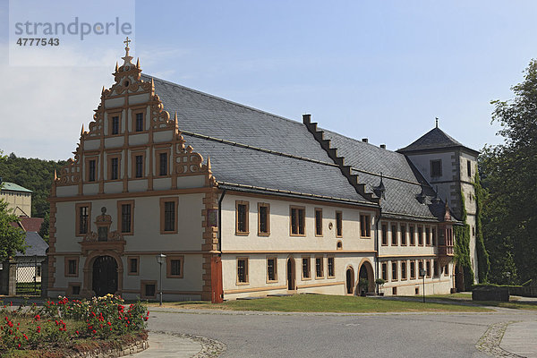 Abtei- und Syndikatsbau des Kloster Maria Bildhausen bei Münnerstadt  Landkreis Bad Kissingen  Unterfranken  Bayern  Deutschland  Europa