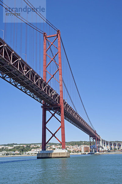Ponte 25 de Abril  Lissabon  Portugal  Europa