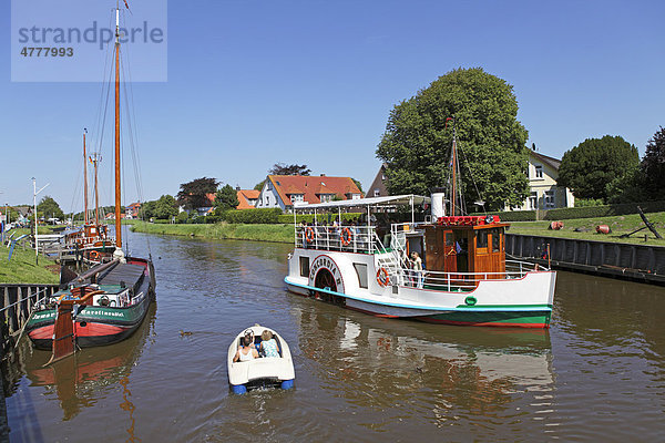 Raddampfer Concordia II  Carolinensiel  Ostfriesland  Niedersachsen  Deutschland  Europa