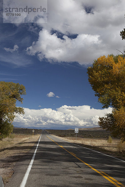 Der Highway 142 im San Luis Valley  Manassa  Colorado  USA