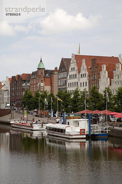 Schiffsanleger  Hafenrundfahrt  Stadt-Trave  Hansestadt Lübeck  Schleswig-Holstein  Deutschland  Europa