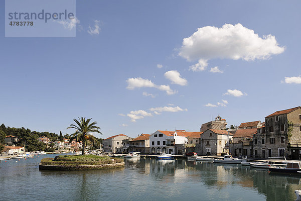 Hafenpromenade  Vrboska  Insel Hvar  Kroatien  Europa