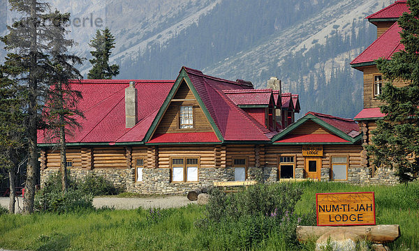 Num-Ti-Jah Lodge Hotel  Bow Lake  Icefields Parkway  Banff National Park Nationalpark  Canadian Rocky Mountains  Alberta  Kanada