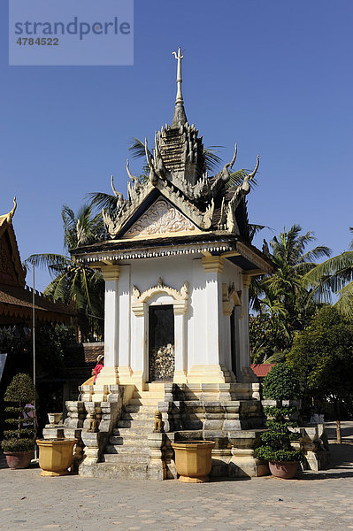 Pagode Wat Thmey mit den Knochen von Opfern der Roten Khmer  Kambodscha  Südostasien  Asien